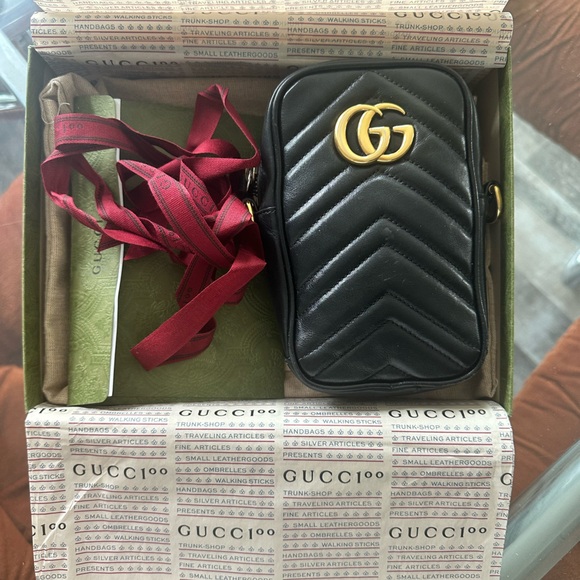 Authentic Gucci Marmont Phone crossbody - Picture 1 of 6